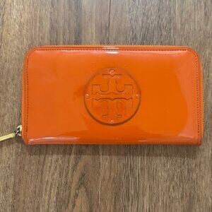 Tory Burch Patent Leather Continental Wallet